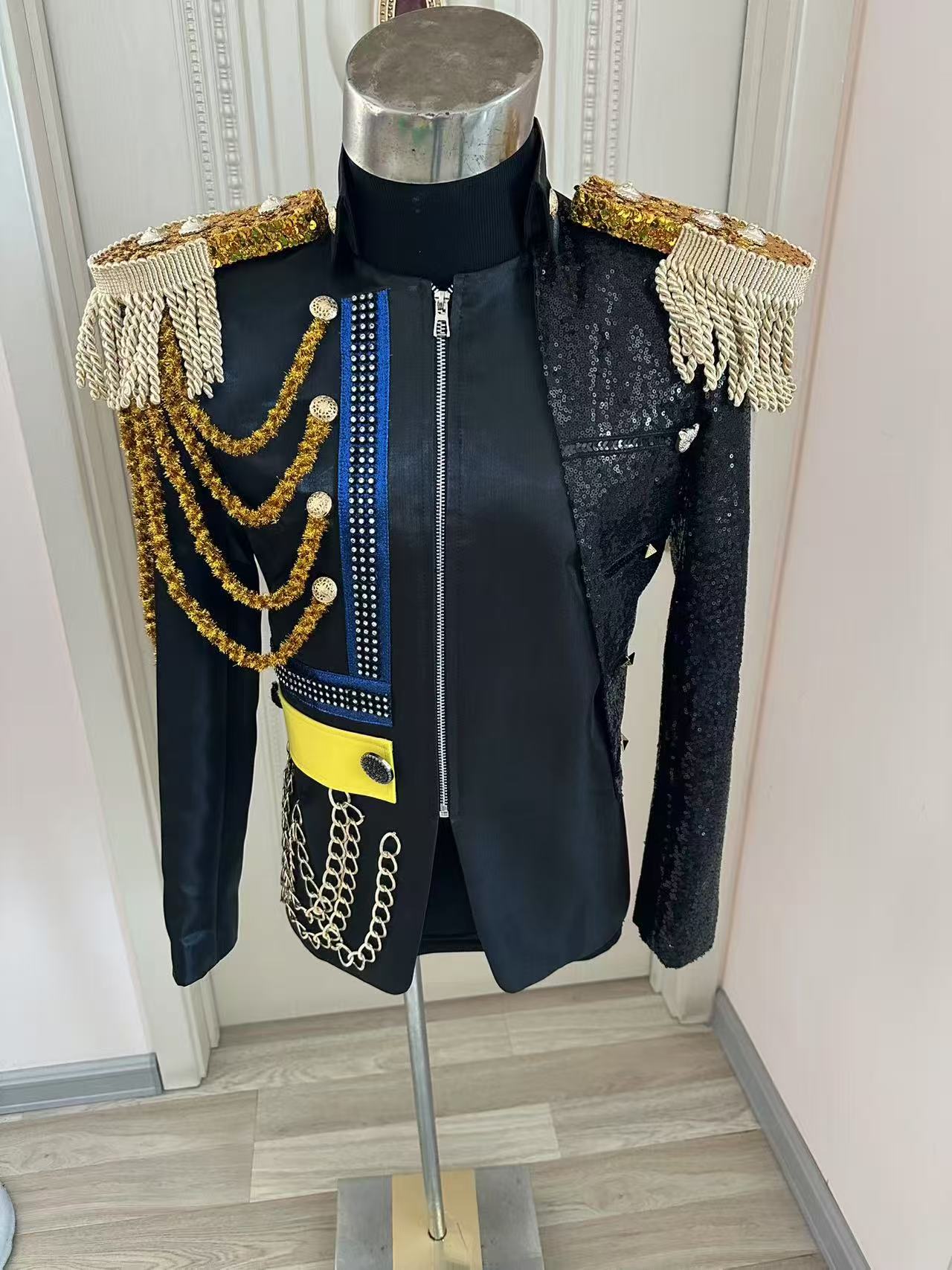 新しい男性タッセルロイヤルジャケットウェディングパーティー宴 - Men Formal Wear Wedding のレビューと価格