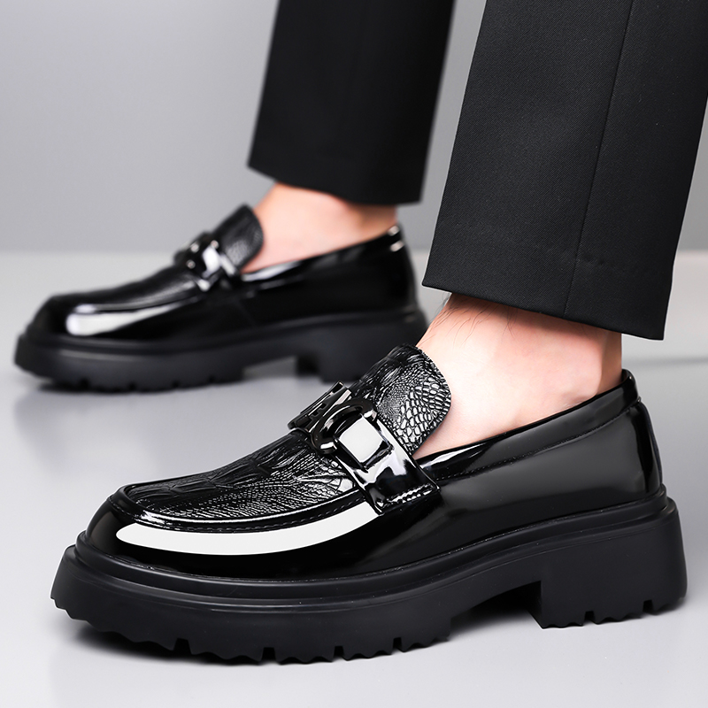メンズレザーシューズ 春 ブリティッシュスタイル 厚底 カジ - Formal Men Daily Wear Footwear のレビューと価格