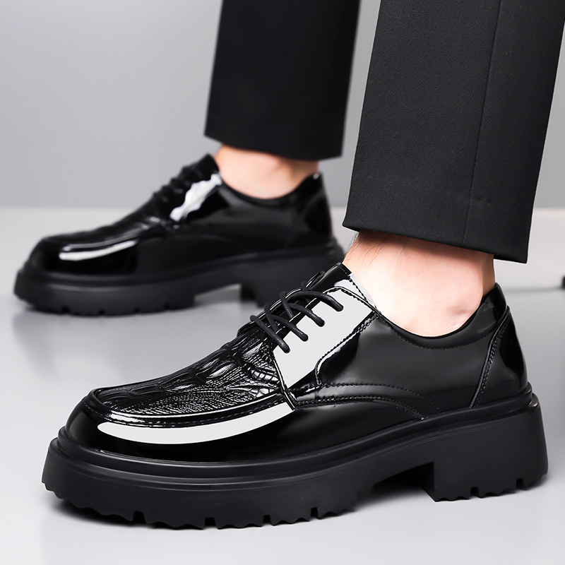 メンズレザーシューズ 春 ブリティッシュスタイル 厚底 カジ - Formal Men Daily Wear Footwear のレビューと価格