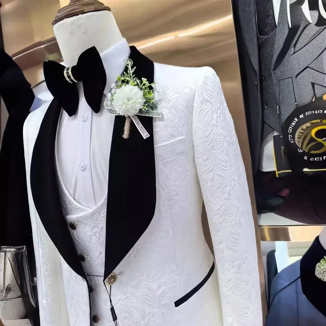 メンズ用花柄ウェディングスーツ3点セット スリムフィット グ - Men Formal Wear 2025 のレビューと価格